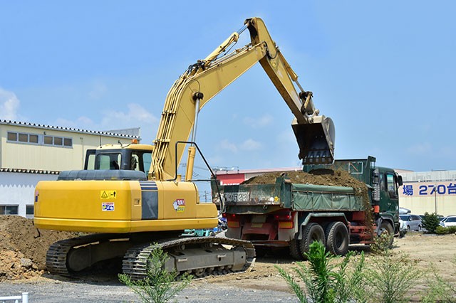 重機土工一式 宮城県仙台市の住宅外構工事･宅地造成工事 株式会社熊谷工業